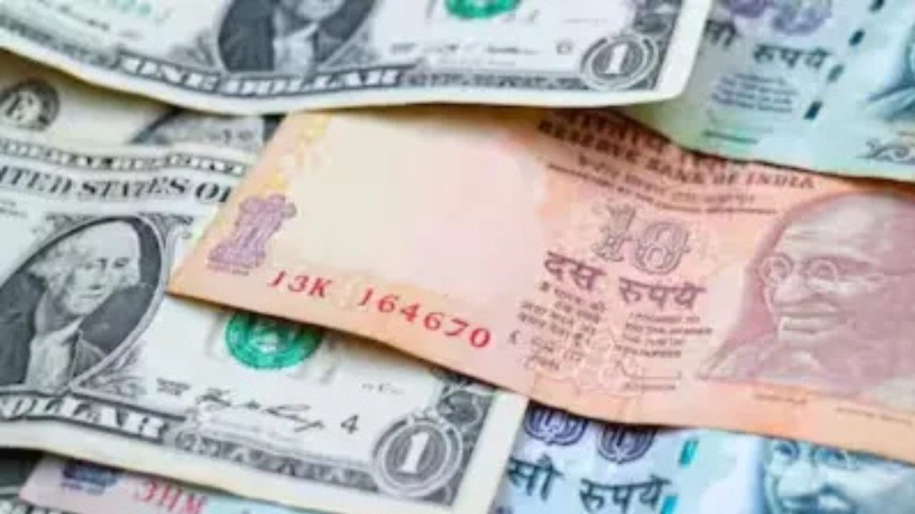 रुपया का धराशायी सफर: क्या 90 के पार आने वाला है सबसे बड़ा आर्थिक संकट
