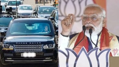 PM मोदी सिर्फ दो गाड़ियों के काफिले में पहुंचे, देशभर में मचा राजनीतिक हलचल का माहौल